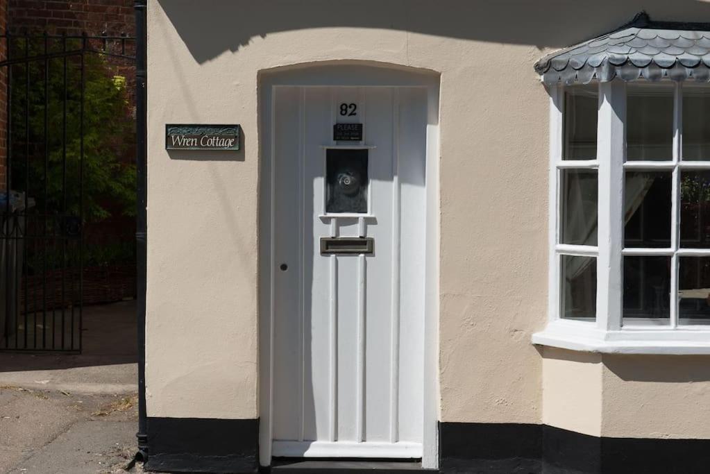 Wren Cottage, A Very Cosy Historic Coastal Cottage In A Pretty Little Village Wickham Market Exterior photo